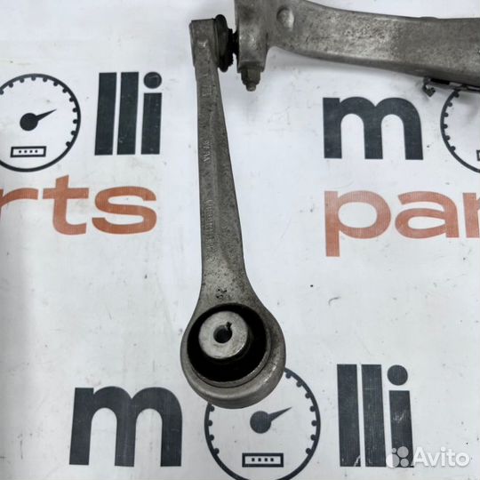 Кулак поворотный Audi Q8 2019