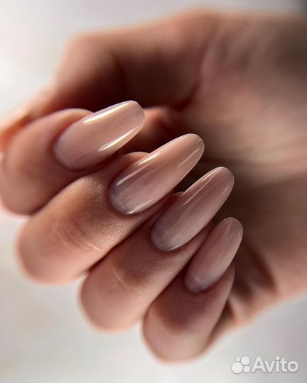 Модель на маникюр анапа
