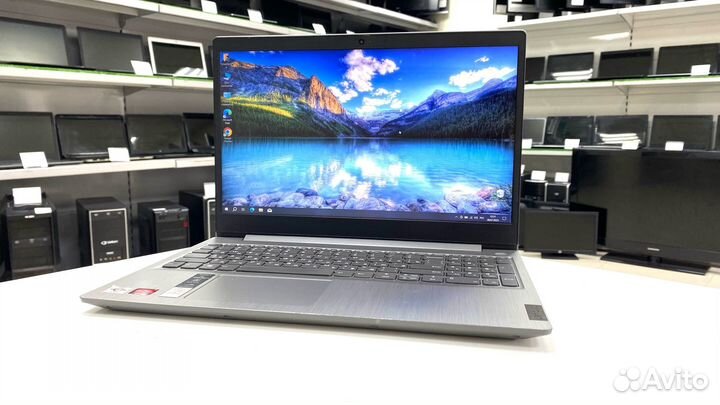 Ноутбук Lenovo IdeaPad