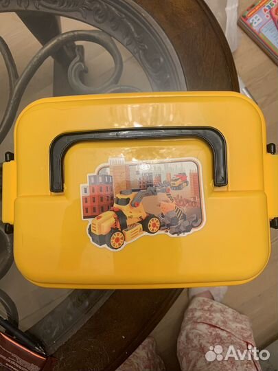 Конструктор машинки TrendToys 68 деталей