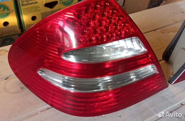 Стопы, фонарь mercedes диодные w211