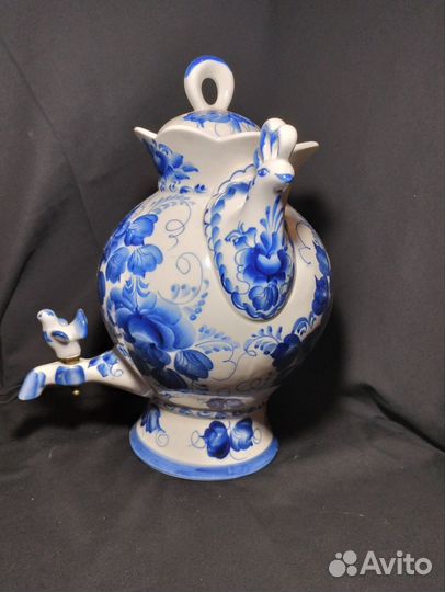 Самовар фарфоровый гжель