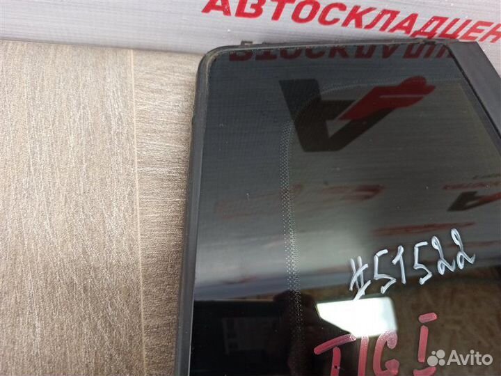 Стекло двери задней правой Volkswagen Tiguan