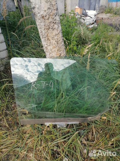 Стекло двери правое левое Фольксваген Т4