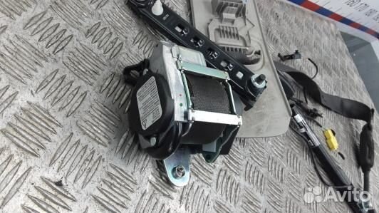 Ремень безопасности с пиропатроном сиденья передне