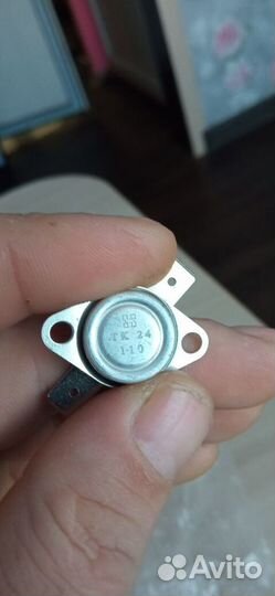 Термостат KST-820 (T250, 250V, 10A, шток 15mm)