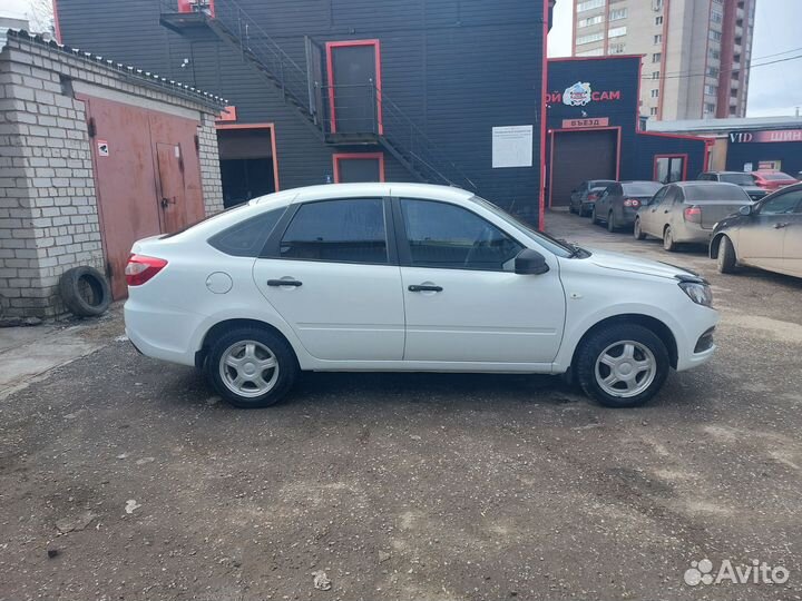 LADA Granta 1.6 МТ, 2019, 89 000 км