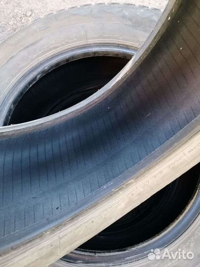 Bridgestone Blizzak Spike-01 215/65 R16