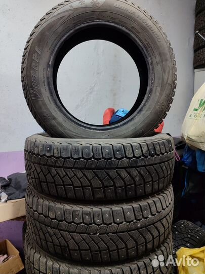 Viatti Brina Nordico V-522 185/65 R15 88T