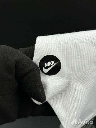 Носки Nike унисекс белые