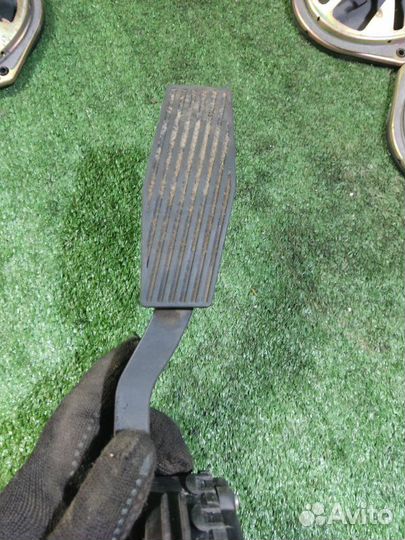 Педаль газа Opel Astra H