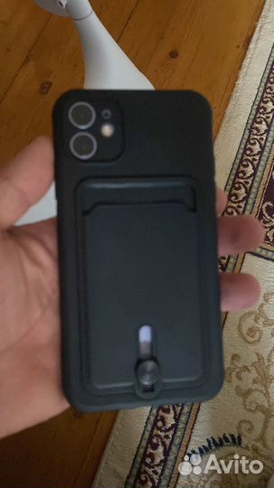 Телефон iPhone 11