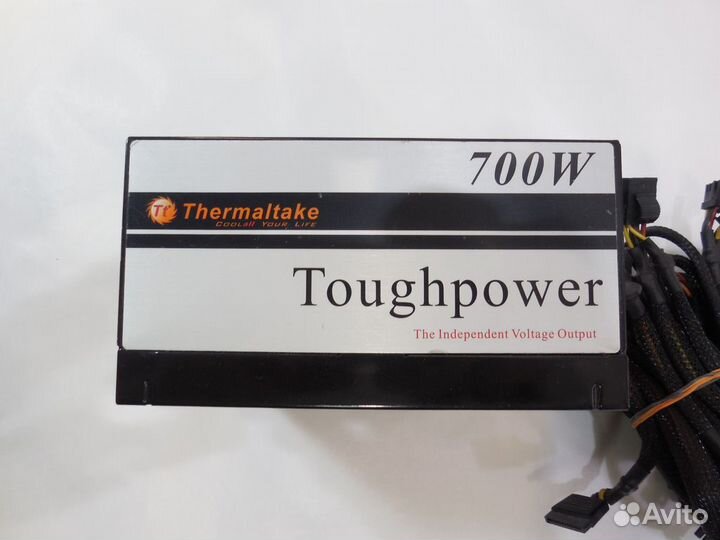 Блок питания Thermaltake ToughPower 700W