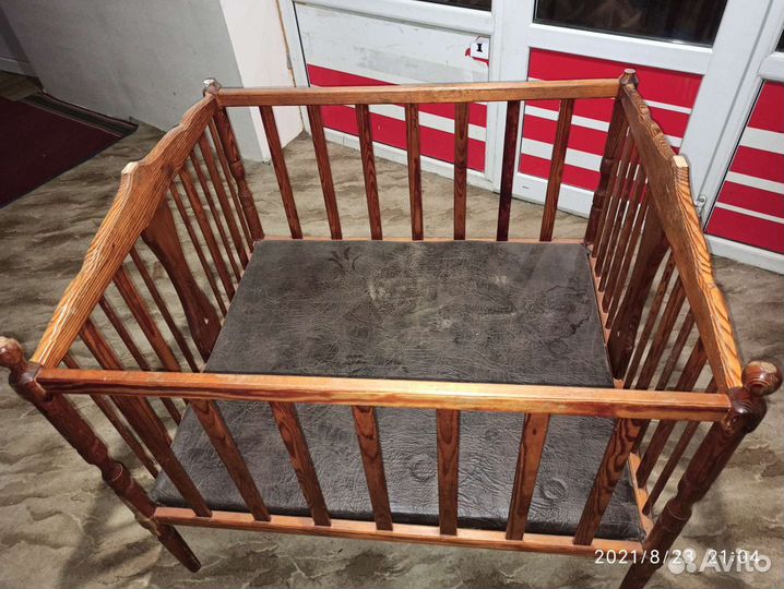 Большой деревянный детский манеж