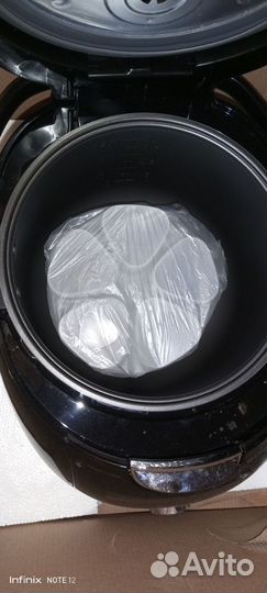 Мультиварка polaris новая