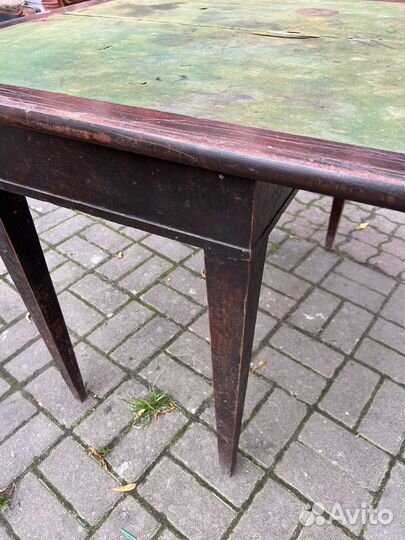 Стол старинный