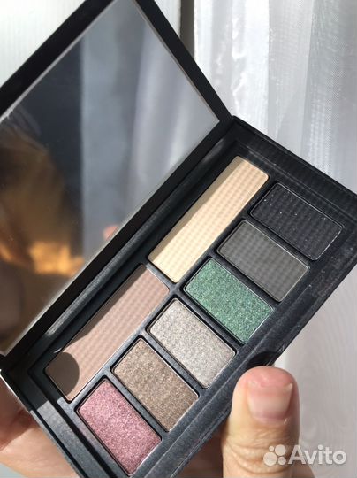 Тени для век smashbox