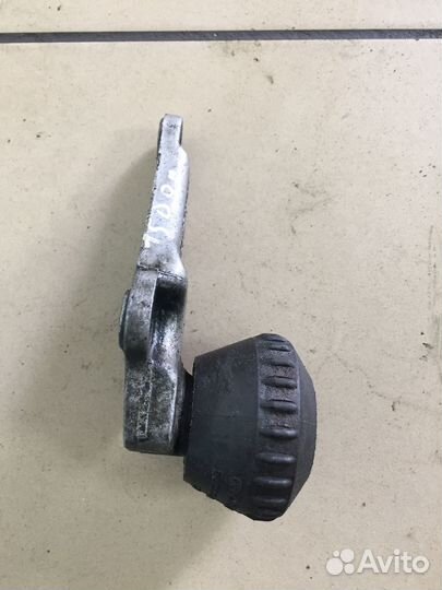 Кронштейн опора двс audi a6 c5 2,4 v6 BDV APS