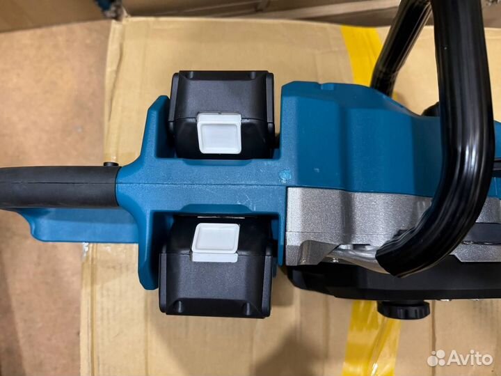 Пила Makita аккумуляторная с двумя АКБ 16' 2500W