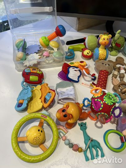 Игрушки для малыша. Пакетом