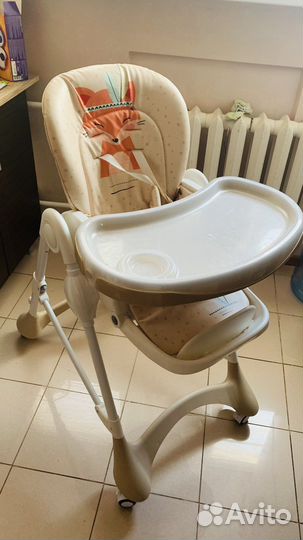 Стульчик для кормления corol