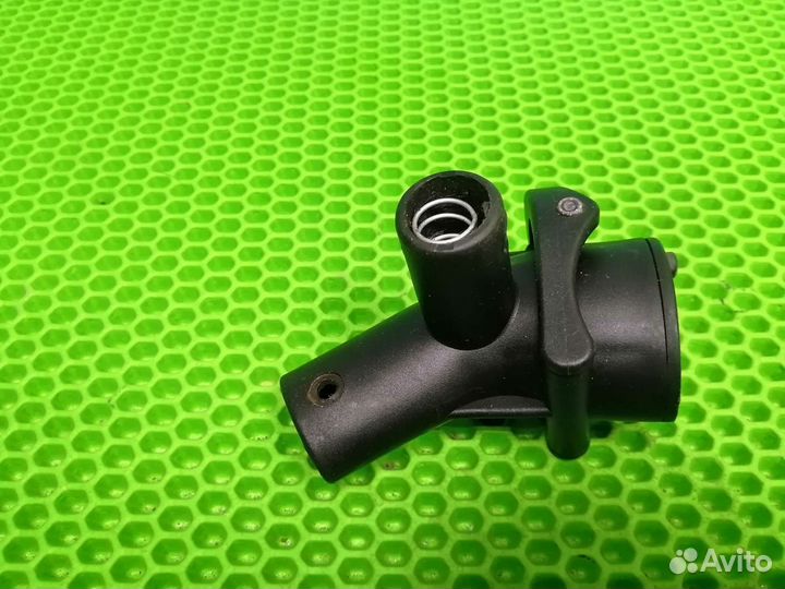 Блок поворотного колеса на детскую коляску