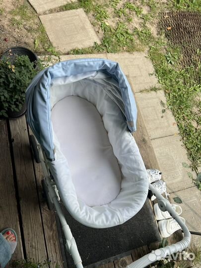 Коляска для кукол