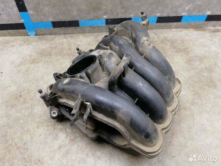 Впускной коллектор Volkswagen Polo 5 1.6 CFN 2013