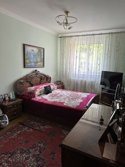 3-к. квартира, 74,6 м², 2/5 эт.