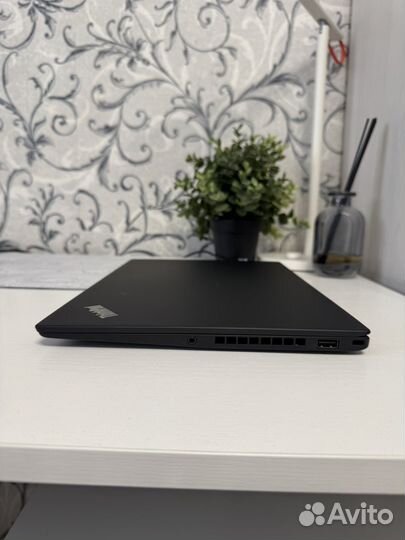 ThinkPad X1 Carbon Gen 6 (Core i5, 8/256гб, FHD)