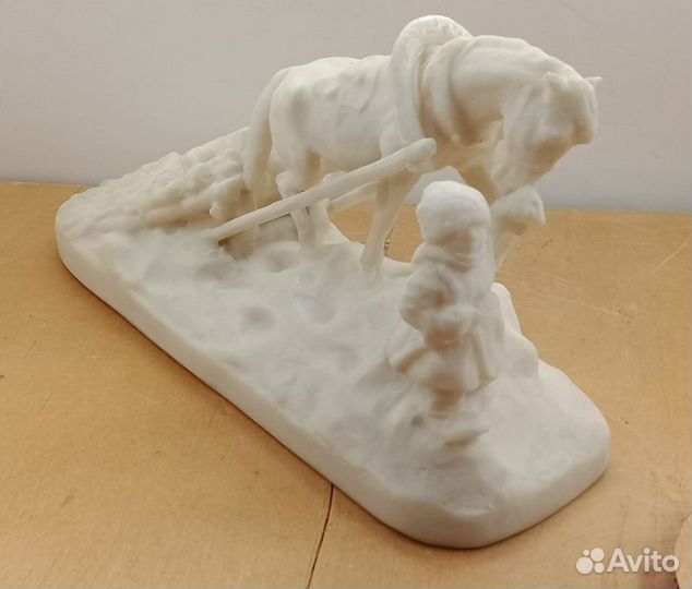 Статуэтка СССР Лошадка везущая хвороста воз. Колки