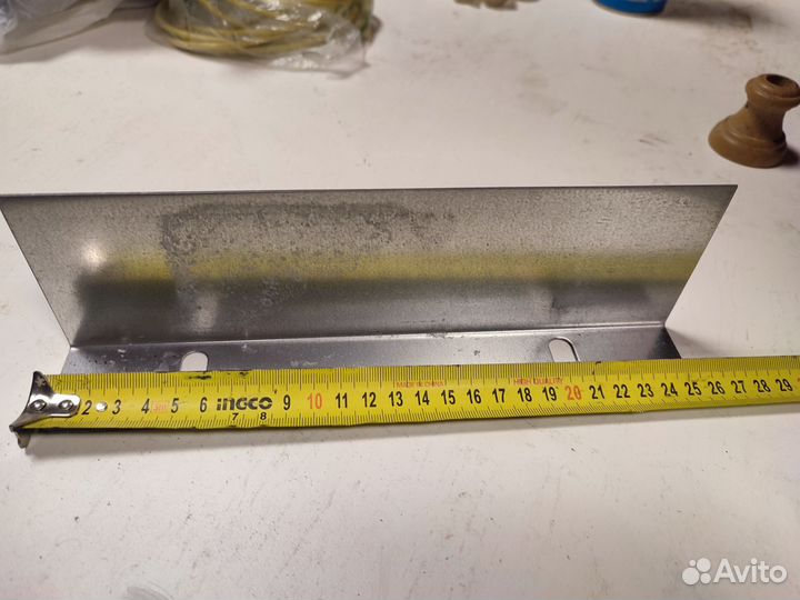 Уголок металлический 40*70