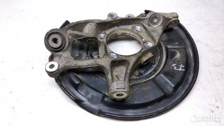 Кулак поворотный задний правый Mercedes-Benz E