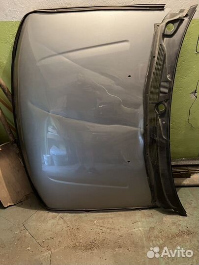 Капот и жабо от Nissan Cube 2003 г