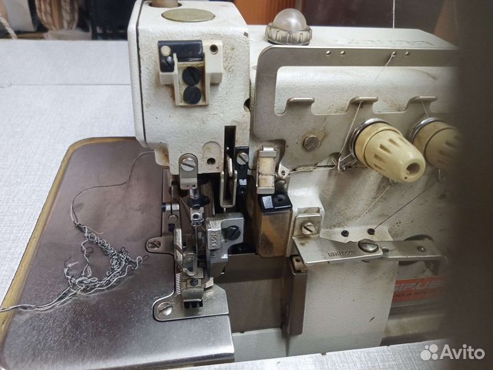 Оверлок Siruba