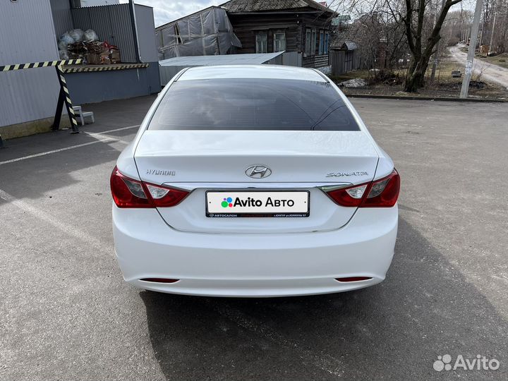 Hyundai Sonata 2.0 AT, 2011, 261 433 км