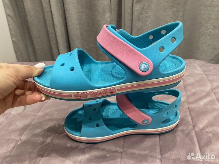 Сандали crocs j3