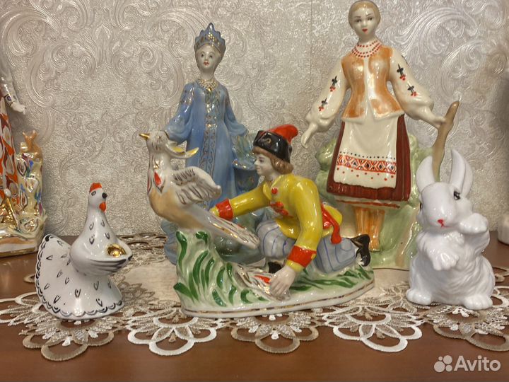 Фарфоровые статуэтки