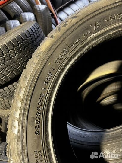 Bridgestone Blizzak VRX 205/60 R16