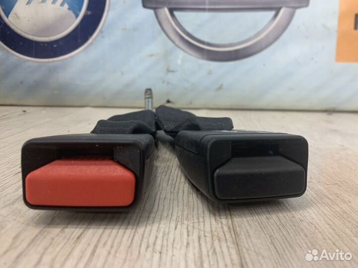 Ответная часть ремня безопасности Renault sandero