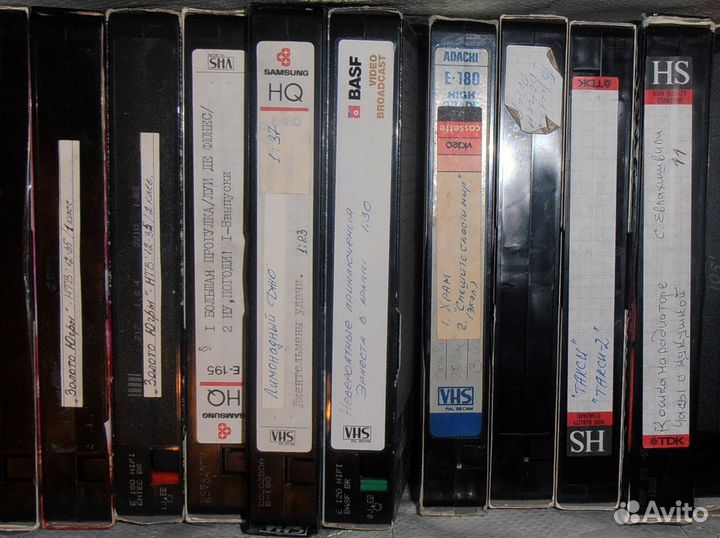 Видеокассеты VHS с фильмами