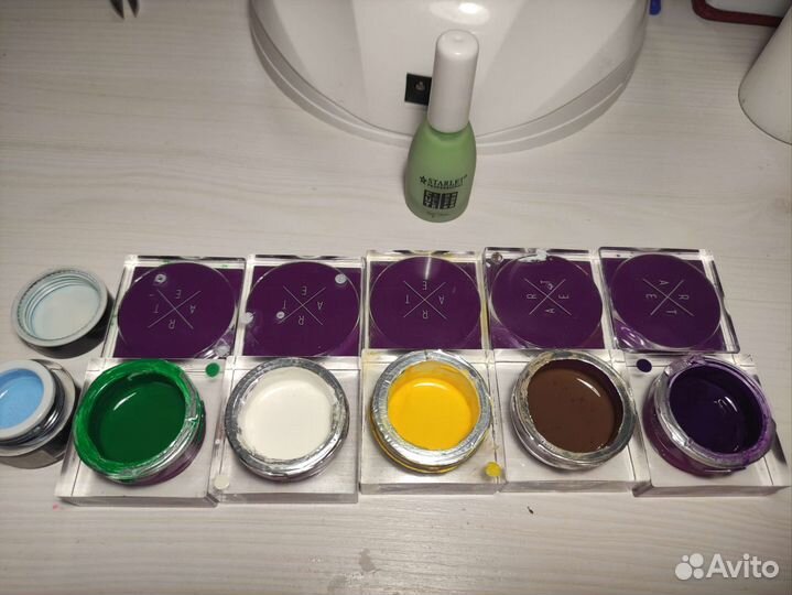 Для наращивания ногтей