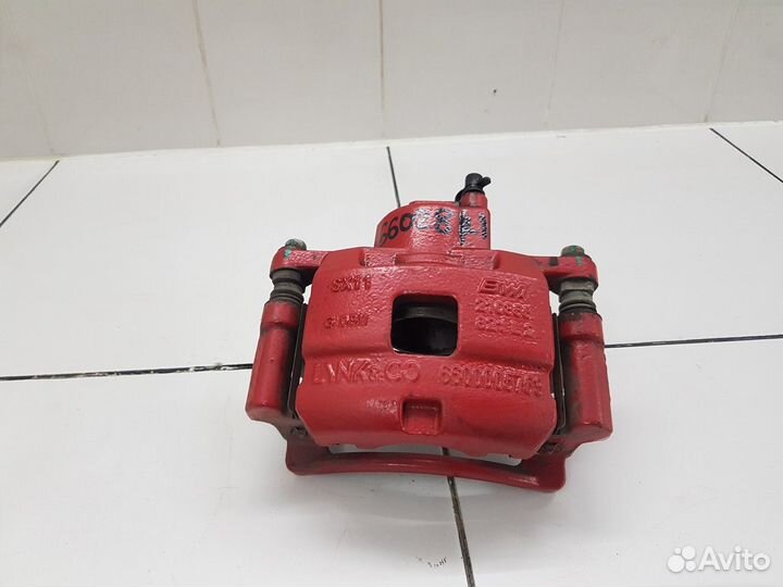 Суппорт передний левый (Geely Coolray)