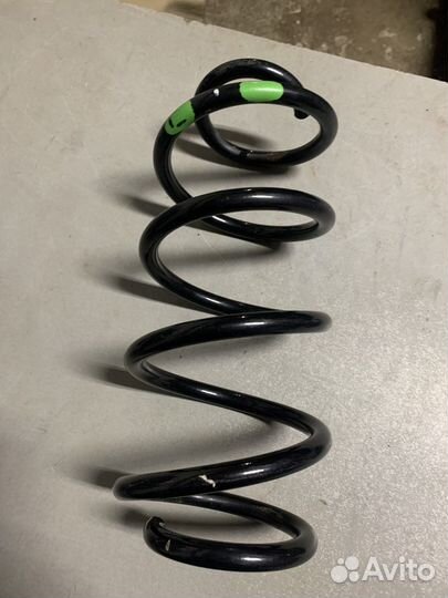 Пружина задняя на дастер