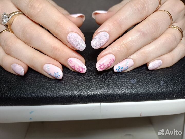 Маникюр и педикюр SMART