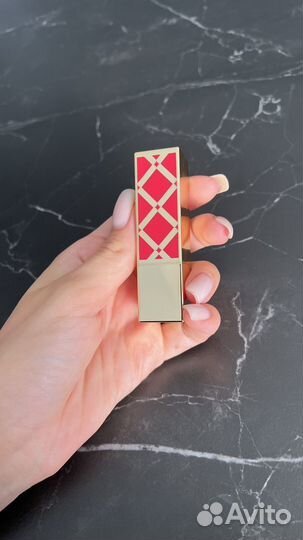 Помада Estee lauder pure color envy 520 carnal