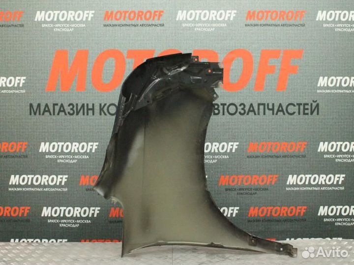 Крыло левое Тойота Вокси ZRR70 темное 07-13г А149