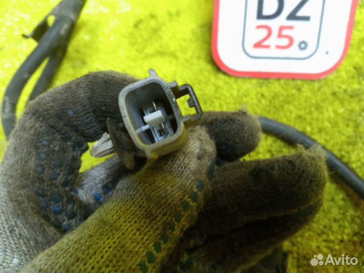 Датчик abs передний левый Toyota Town Ace/Lite Ace