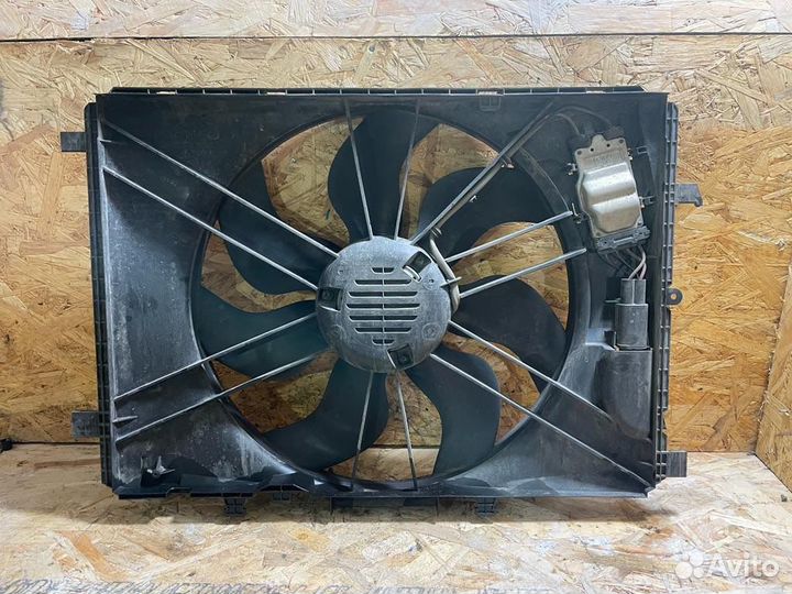 Вентилятор радиатора Мерседес GLK X204