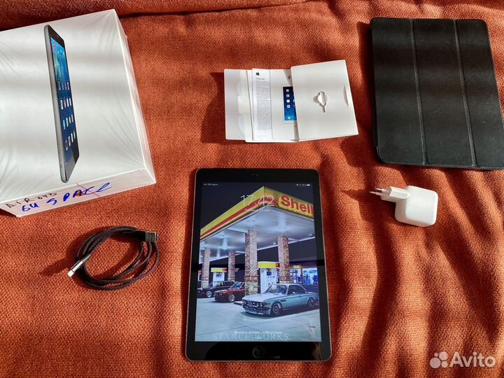 Apple iPad Air 64 gb A1475 Space Grey